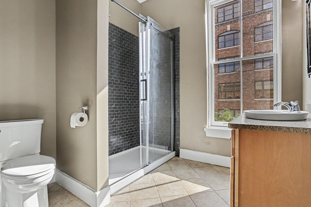 280 E Michigan Avenue - Photo 14
