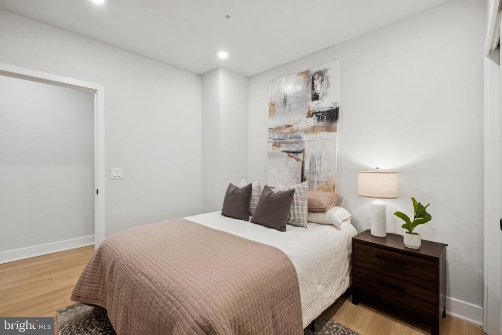 6910 Ridge Avenue - Photo 30