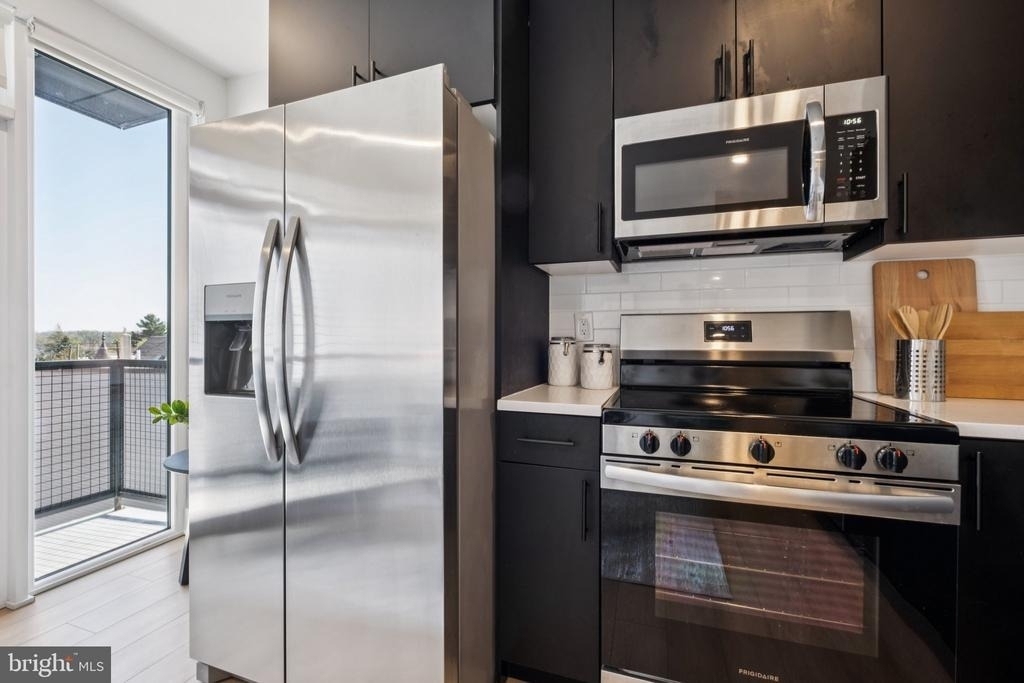 6910 Ridge Avenue - Photo 9