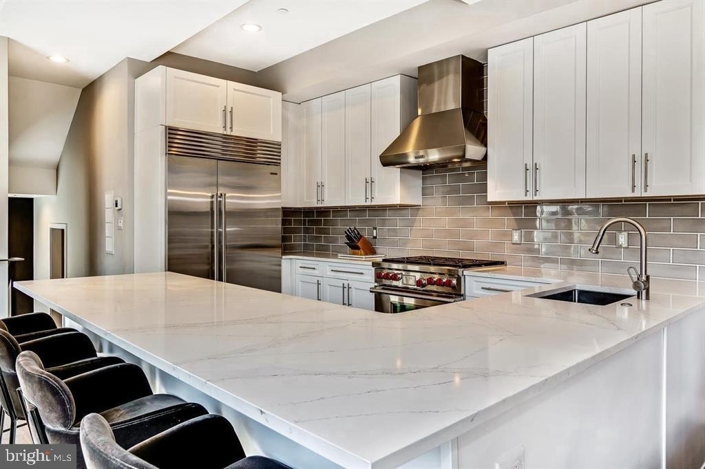 305 Green Street - Photo 9