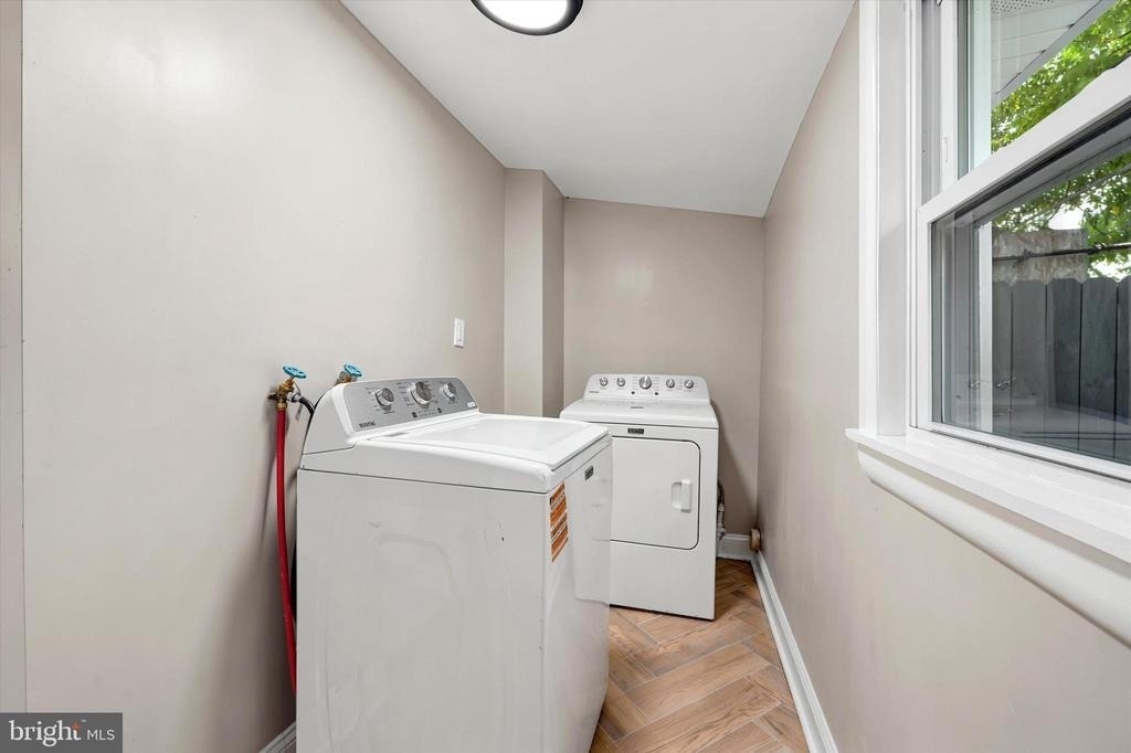 3027 Agate Street - Photo 8