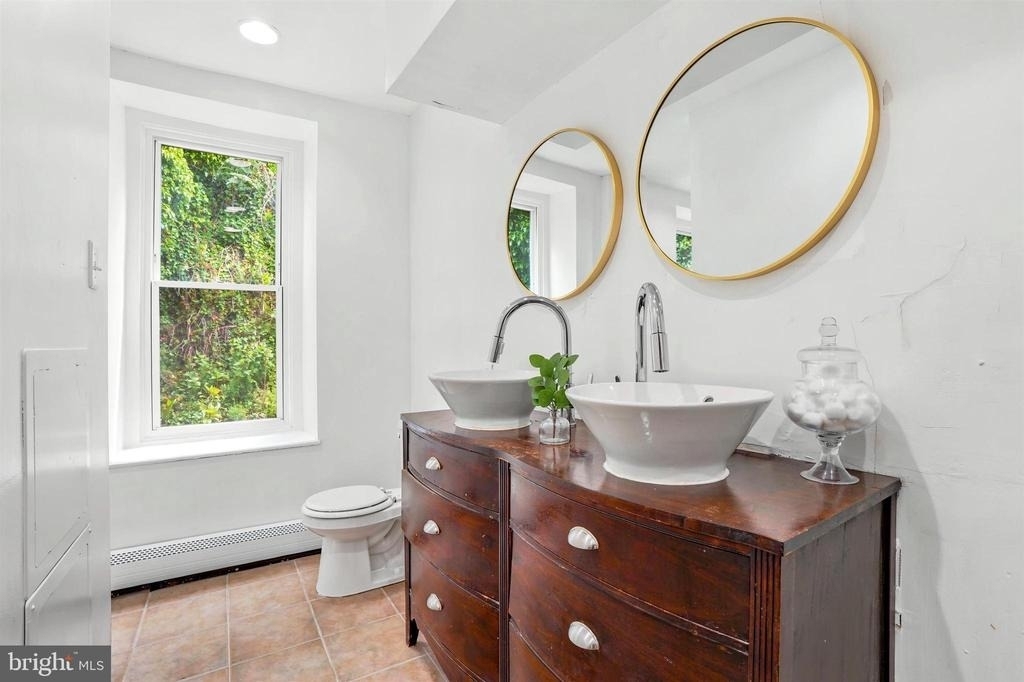 4441 Silverwood Street - Photo 6