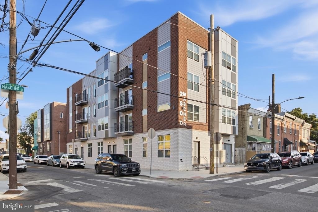 2500 N Mascher Street - Photo 18