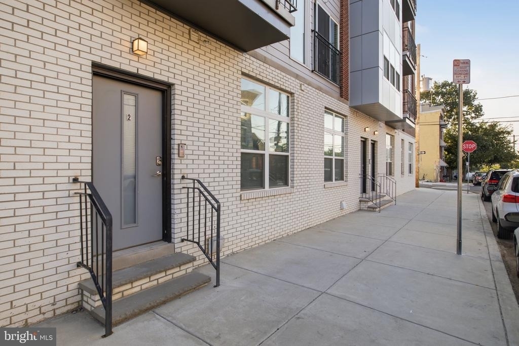 2500 N Mascher Street - Photo 17