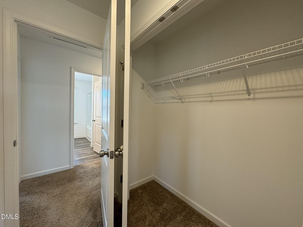 913 Briar Gate Drive - Photo 33