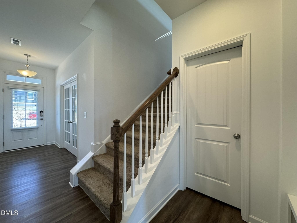 913 Briar Gate Drive - Photo 17