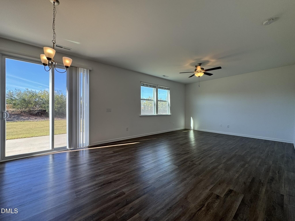 913 Briar Gate Drive - Photo 14