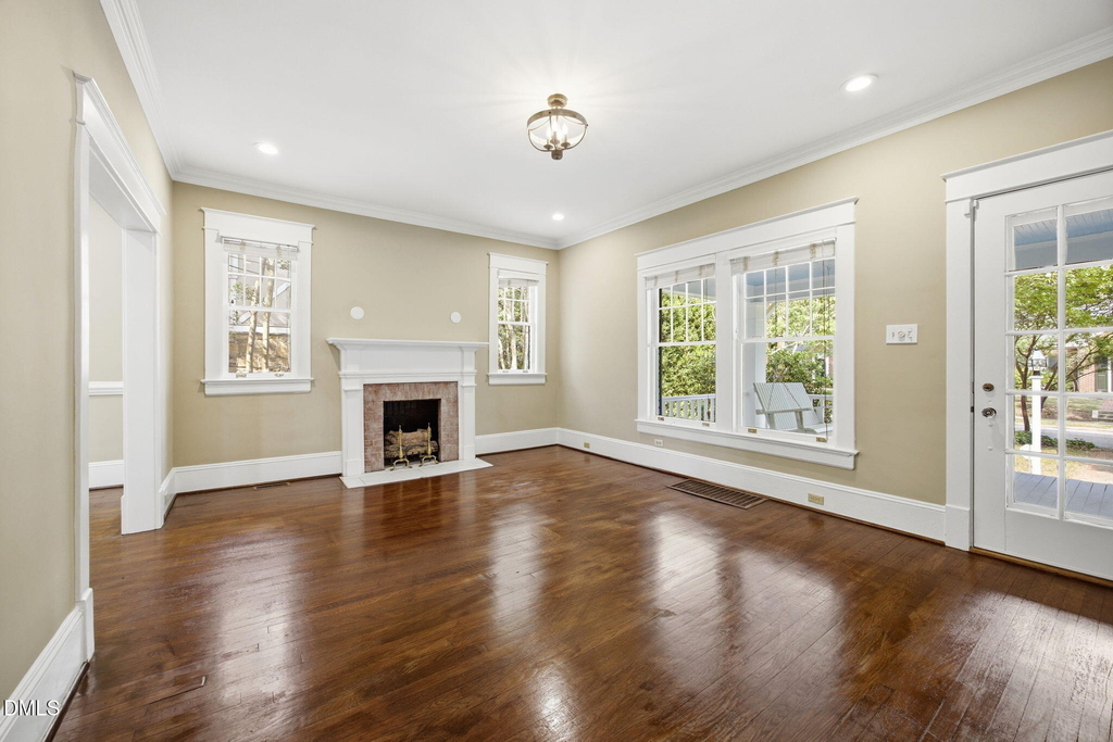 2203 Saint Marys Street - Photo 5