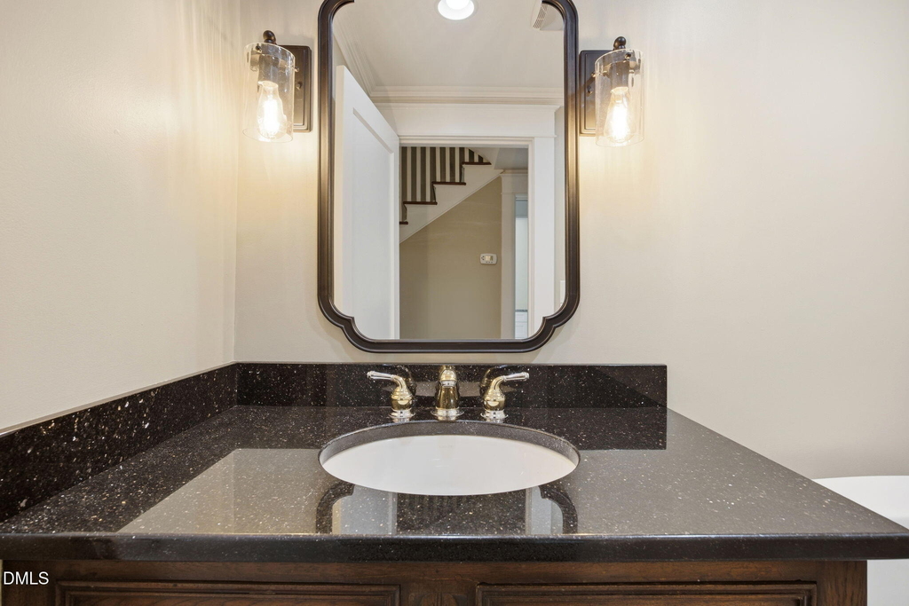 2203 Saint Marys Street - Photo 20