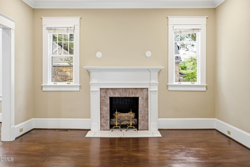 2203 Saint Marys Street - Photo 4