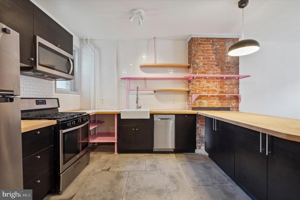 1721 S 18th Street - Photo 0
