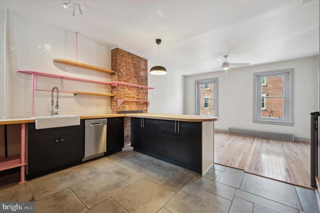 1721 S 18th Street - Photo 1