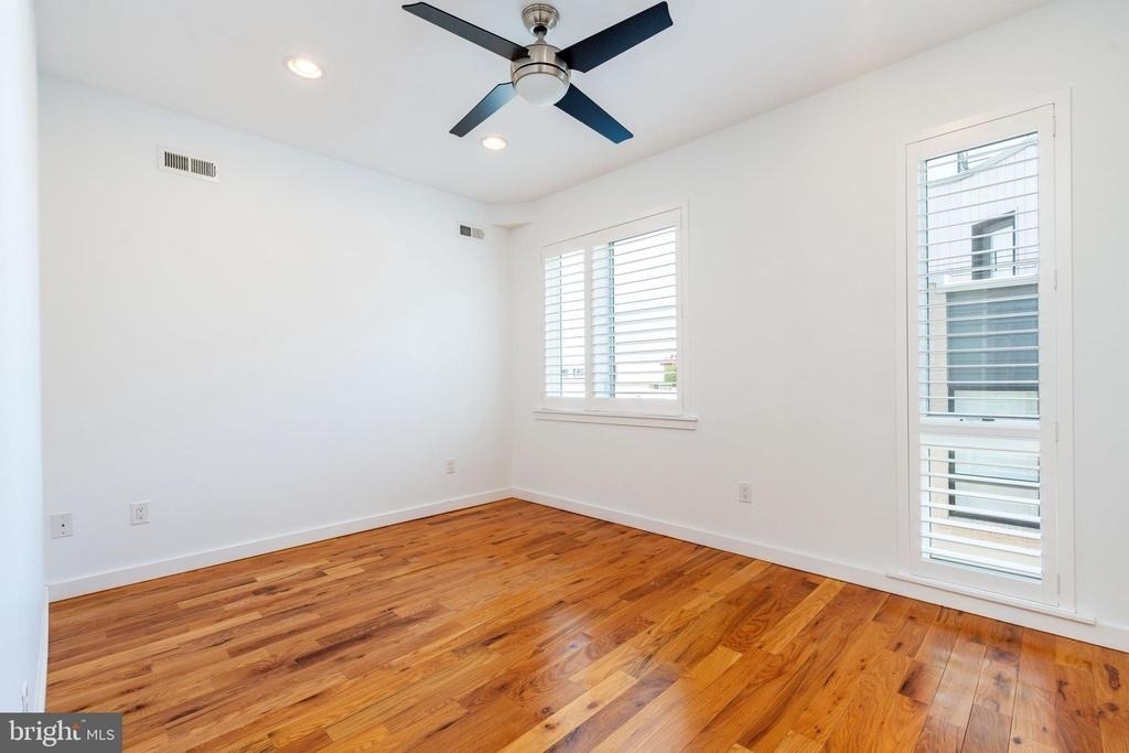 1719 Erdman Street - Photo 18
