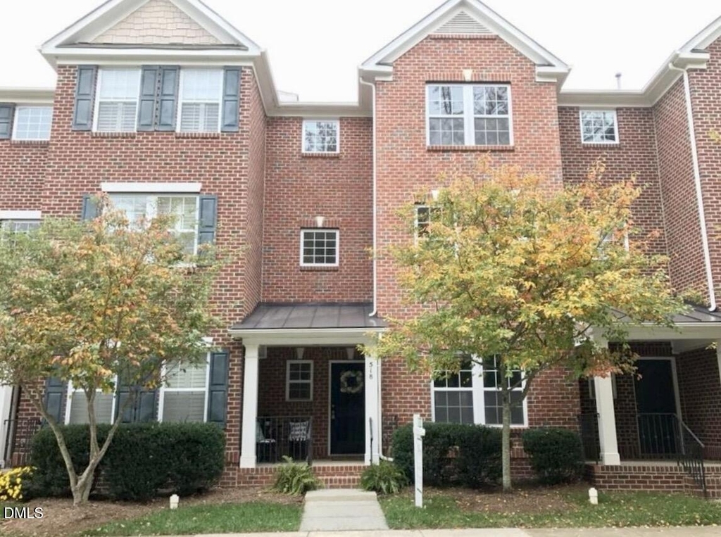 518 Sawcut Lane - Photo 0