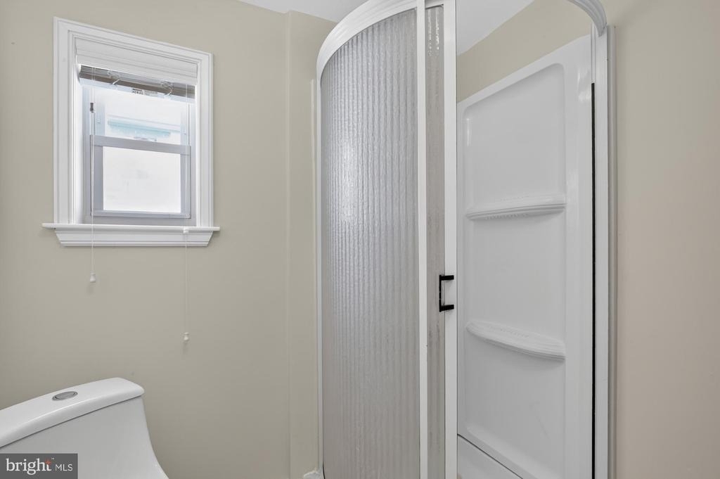1439 E Oxford Street - Photo 20