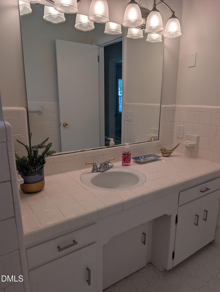 1108 Friendly Road - Photo 16