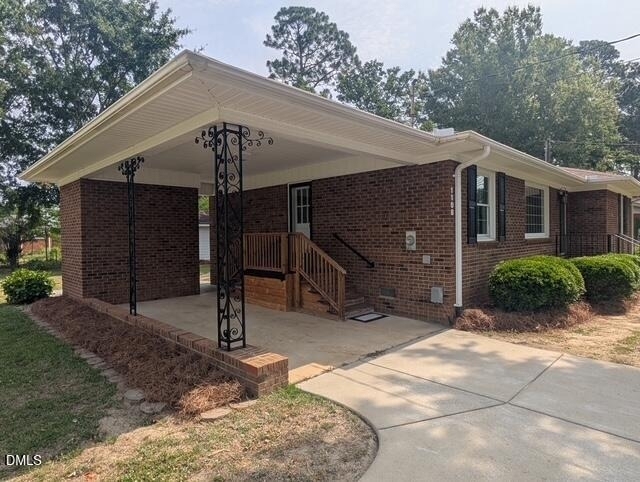1108 Friendly Road - Photo 3