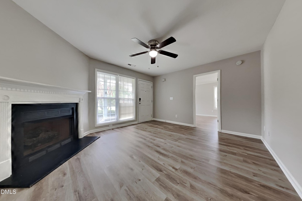 241 Gray Ghost Street - Photo 2