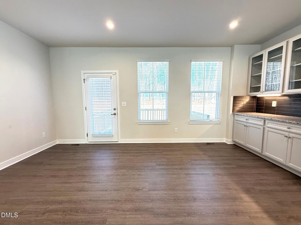 1362 Chowan Avenue - Photo 5