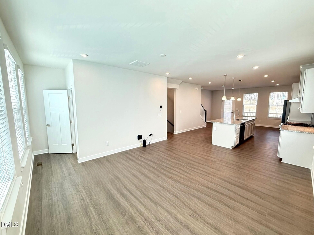 1362 Chowan Avenue - Photo 6