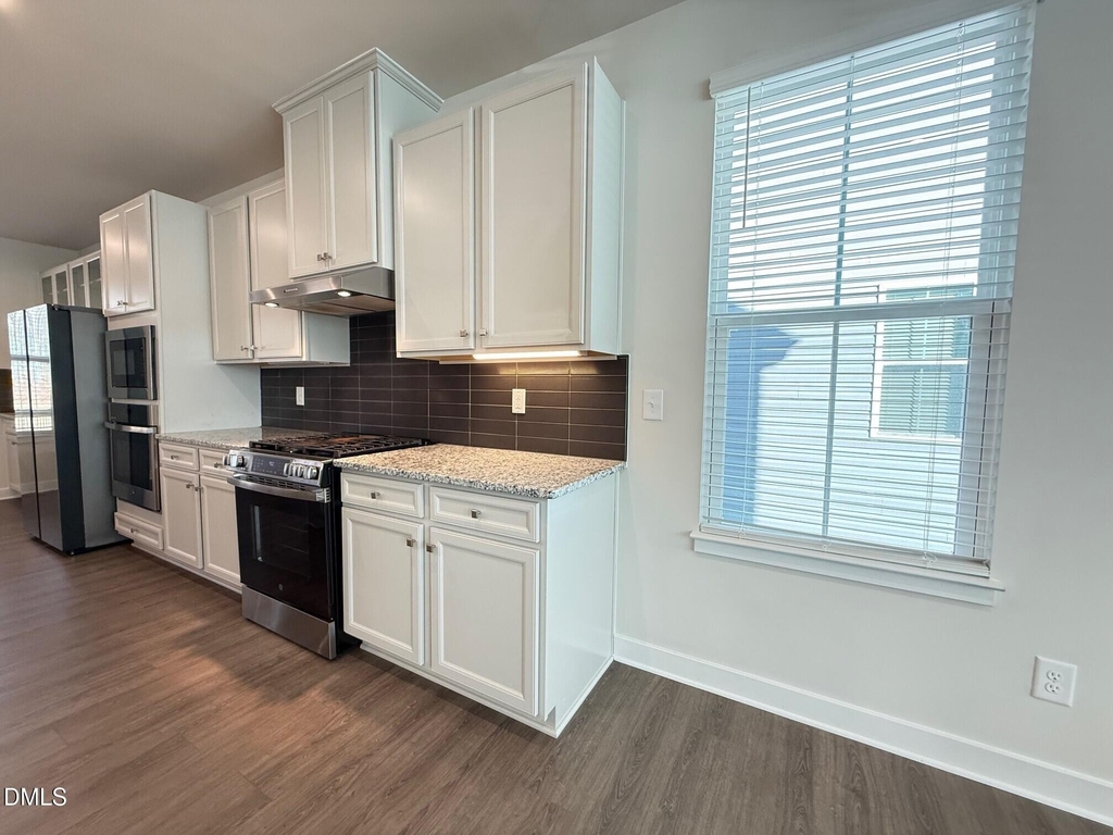 1362 Chowan Avenue - Photo 2