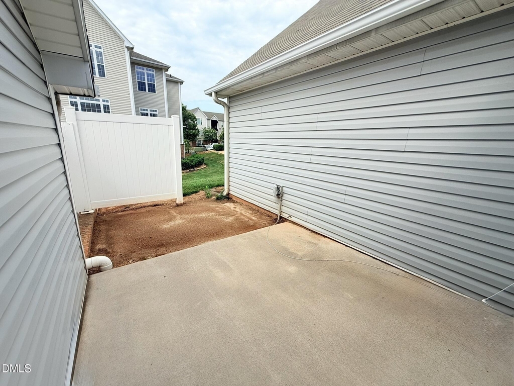 11381 Involute Place - Photo 23