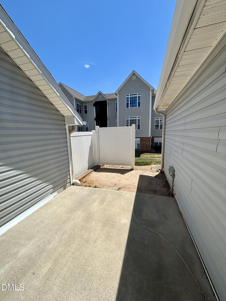 11381 Involute Place - Photo 14