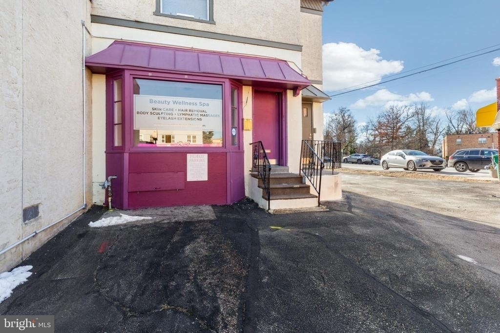 158 Montgomery Avenue - Photo 15