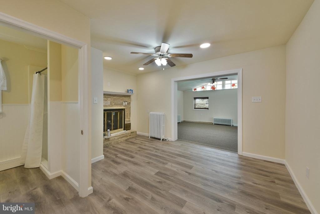 422 Willow Grove Avenue - Photo 12