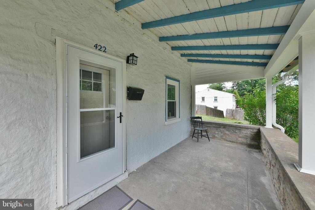 422 Willow Grove Avenue - Photo 5