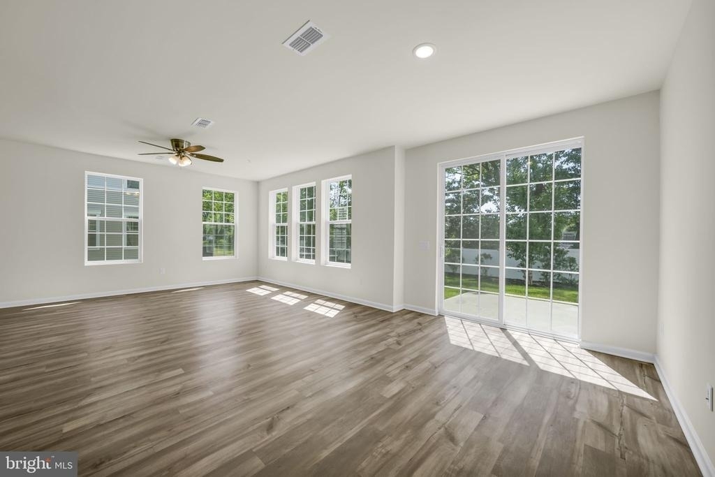 228 Park Ln - Photo 9