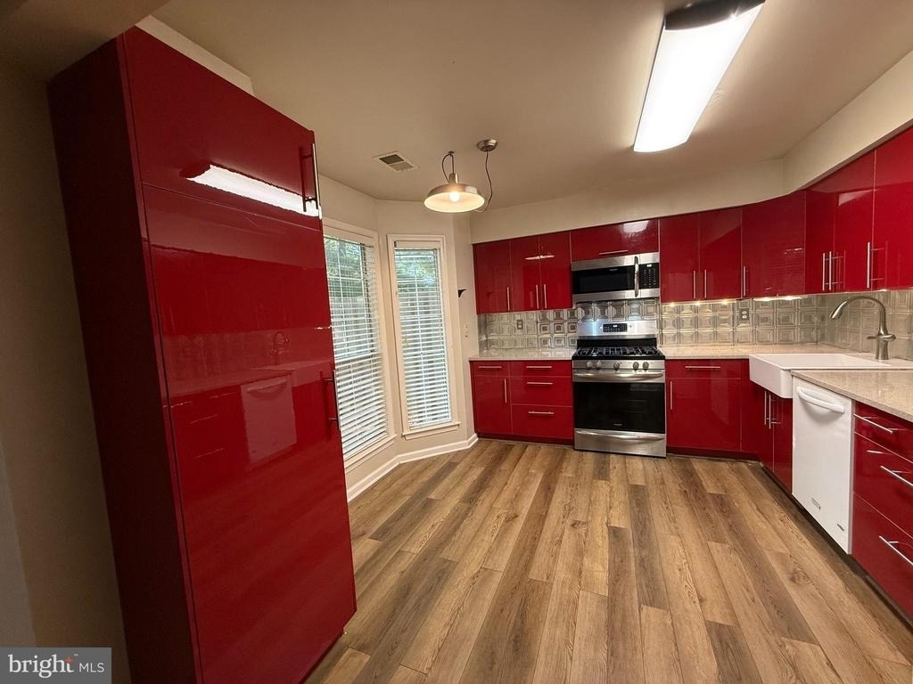 4 Kensington Court - Photo 11