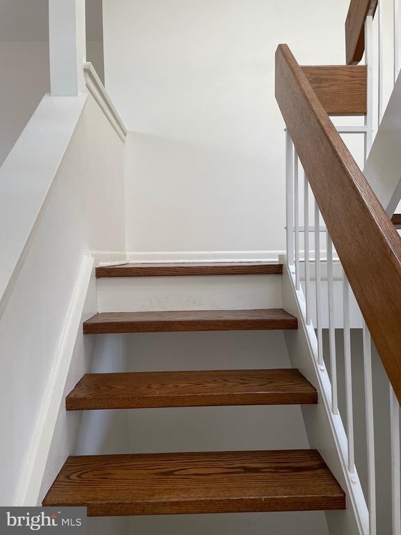 23 Richard Court - Photo 6