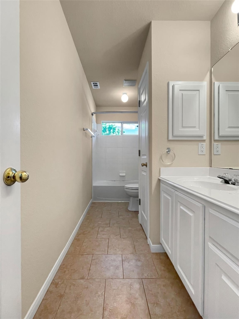 19537 Vilamoura St - Photo 11