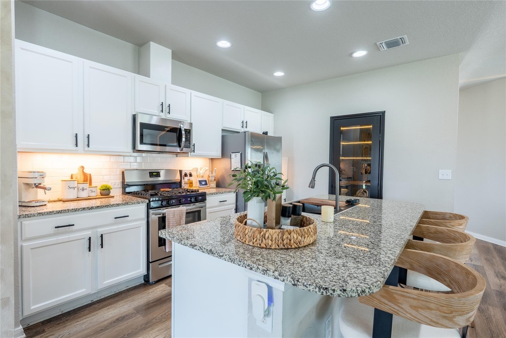 123 Stellamar Dr - Photo 13