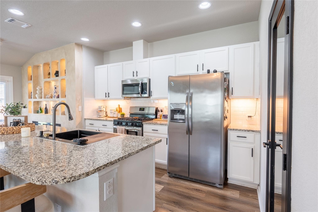 123 Stellamar Dr - Photo 9