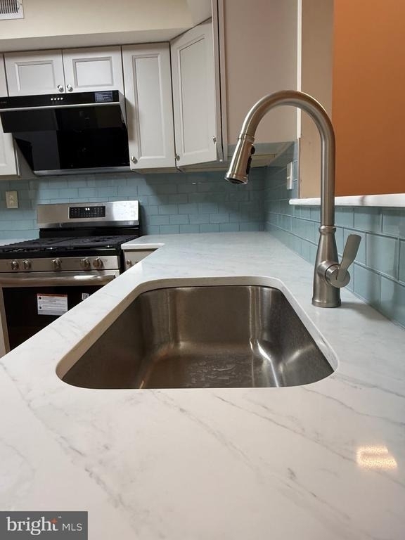 2 Lafayette Lane - Photo 5
