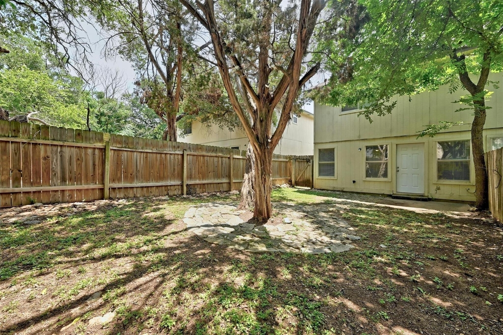 9602 Nightjar Dr - Photo 24