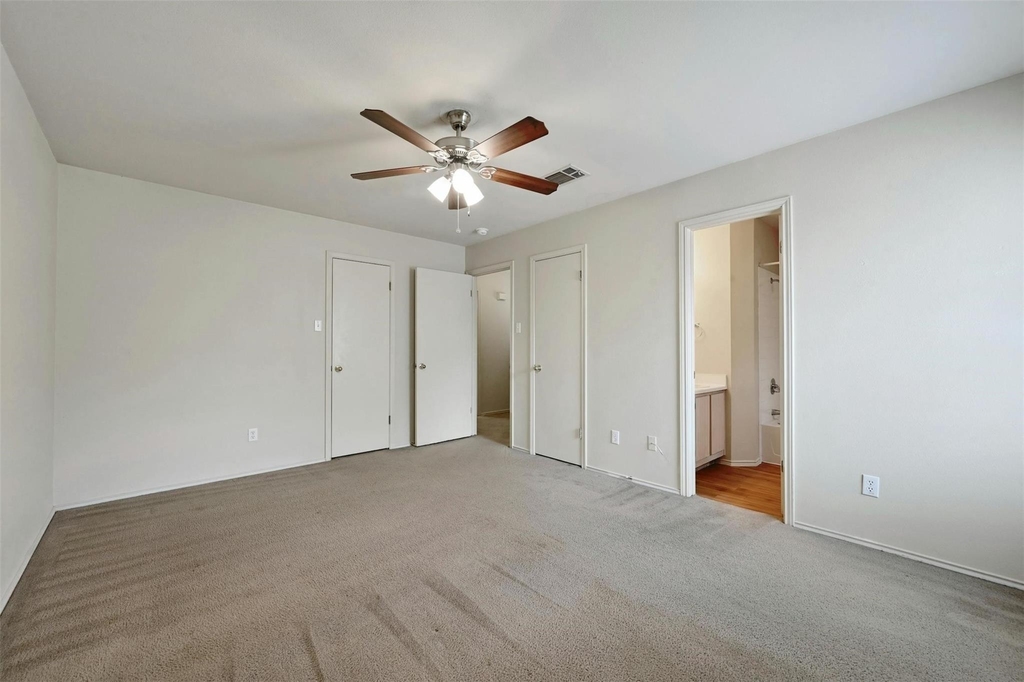 9602 Nightjar Dr - Photo 16