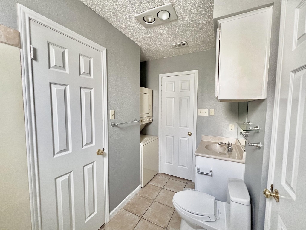 3111 Tom Green St - Photo 10
