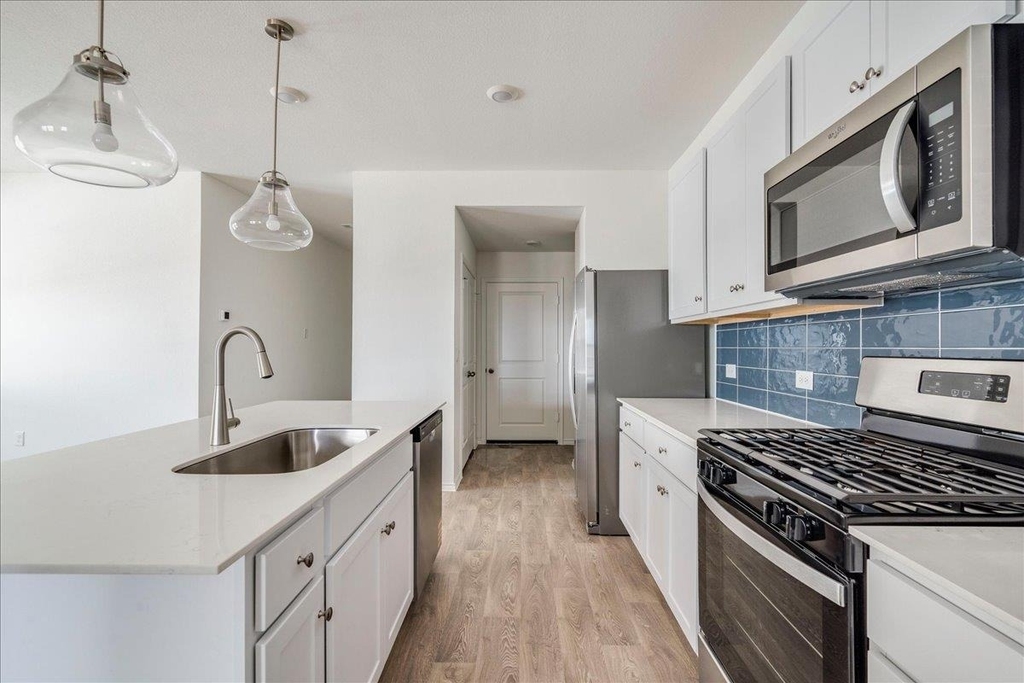 173 Balmorehea St - Photo 8