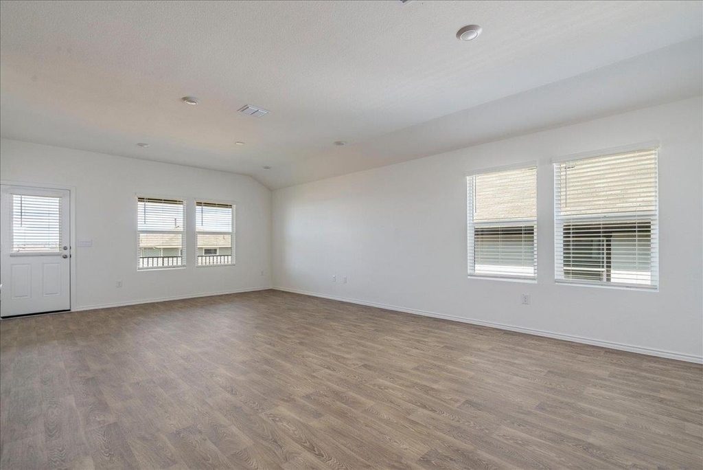 173 Balmorehea St - Photo 10
