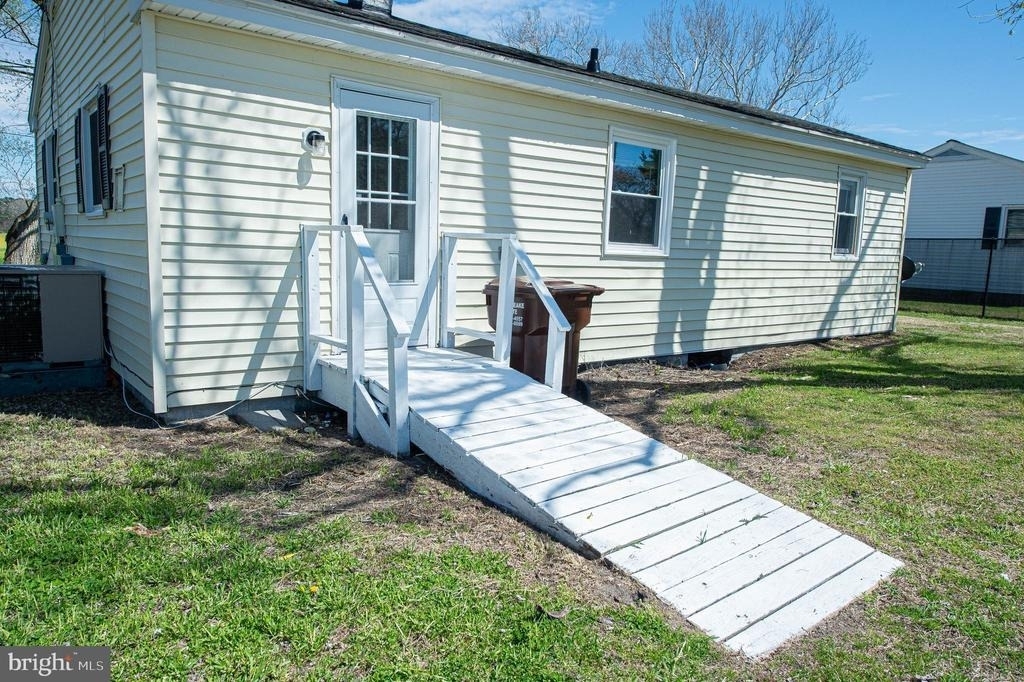 602 E Main Street - Photo 10