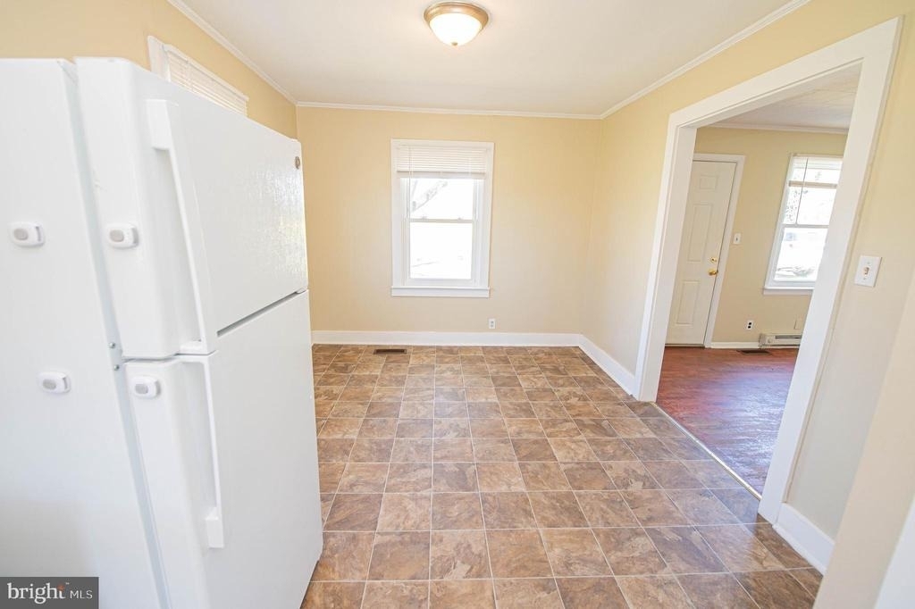 602 E Main Street - Photo 34
