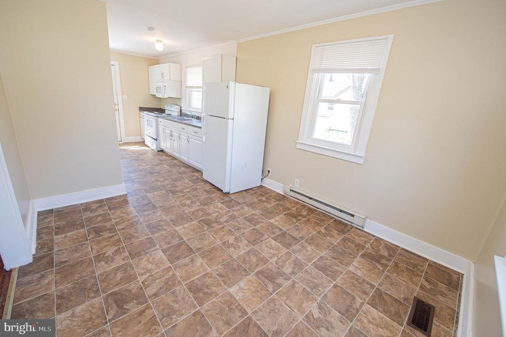 602 E Main Street - Photo 27