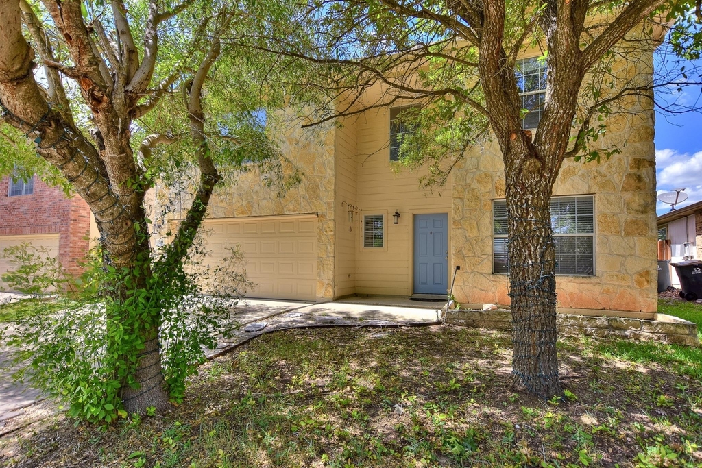 233 Brandons Way - Photo 2