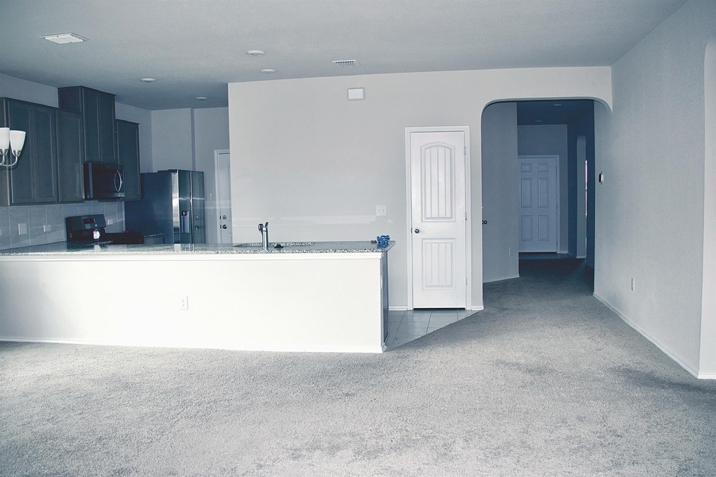 211 Pitkin Dr - Photo 11