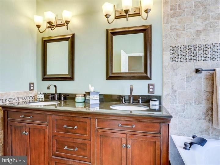7829 Quill Point Drive - Photo 10