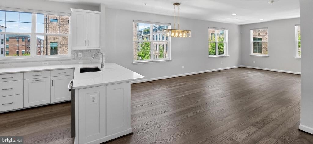 612 Leigh - Photo 12