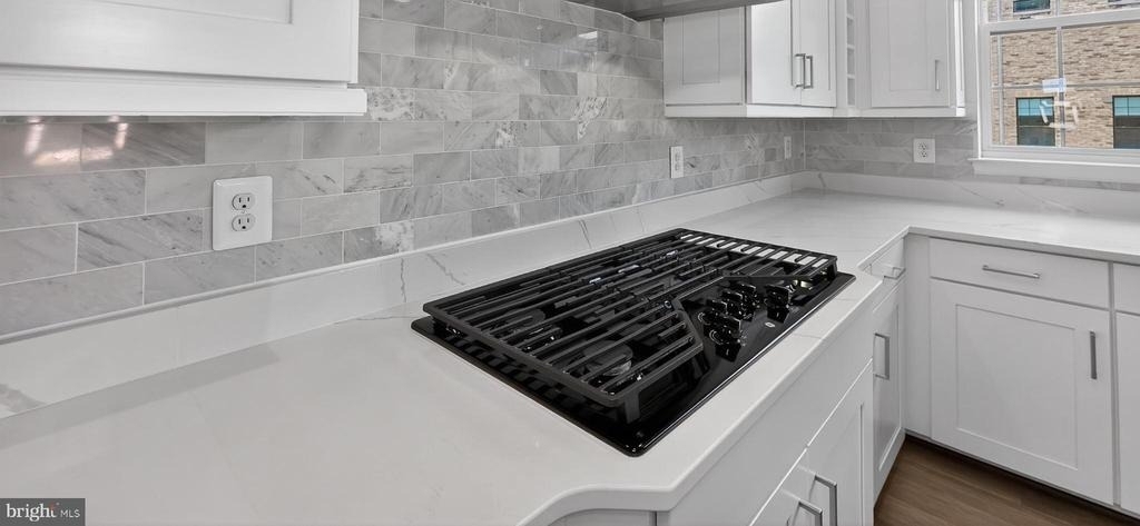 612 Leigh - Photo 18